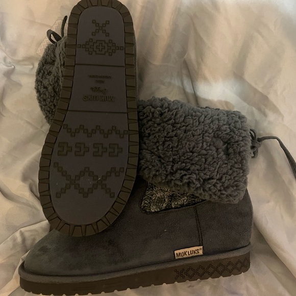 Muk Luks Duo - Picture 2 of 4